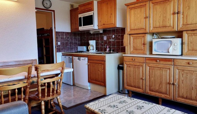 Studio cabine fonctionnel pour 6 pers. au pied des pistes - Parking inclus - FR-1-595-5
