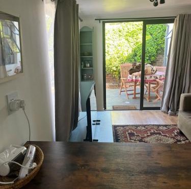 Studio cottage in Greenside