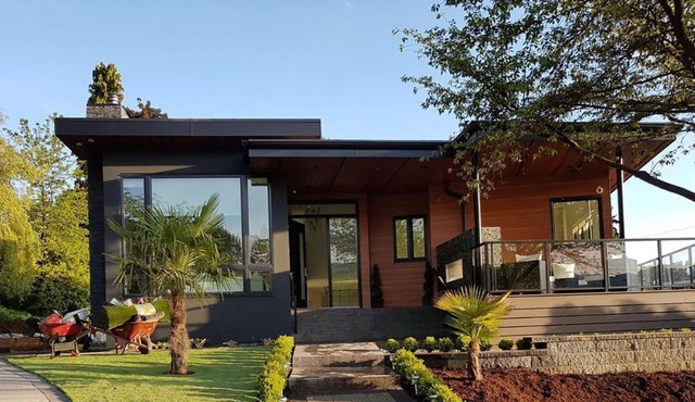 Stunning Contemporary Home with Beautiful Ocean and Mountain Views!