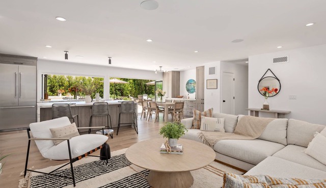 Stunning Designer Home in Quiet Mesa Neighborhood