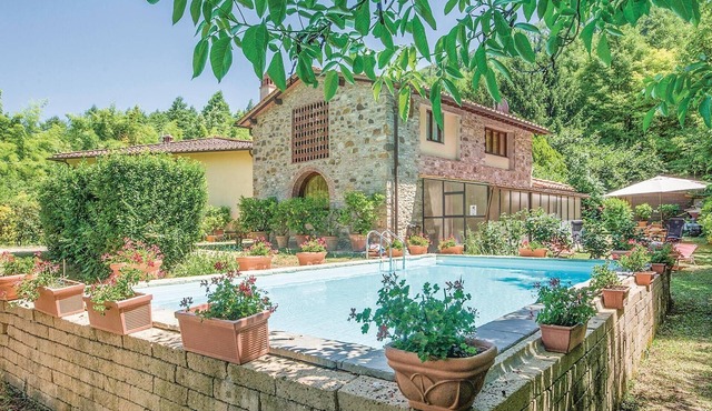 Stunning home in Molino del Piano FI