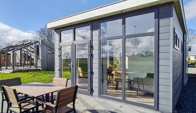 Stunning home in Den Oever with WiFi