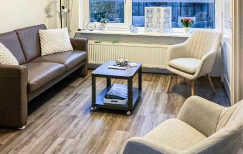 Stunning Home In Egmond Aan Zee