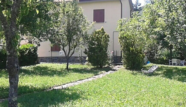 Stunning private villa for 4 guests with WIFI, TV, pets allowed and panoramic view