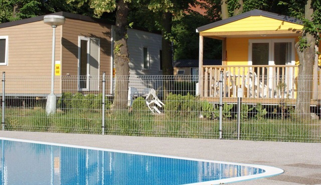 Stunning private villa for 6 guests with WIFI, pool, terrace and pets allowed