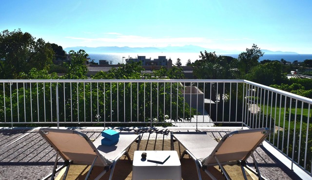 Stunning Seaview Apartment