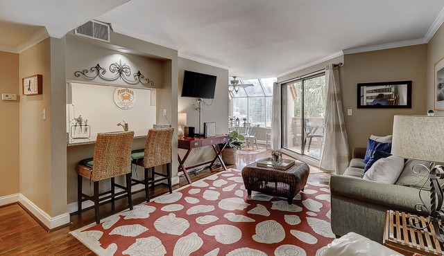 Stunning Two-Story Condo with Private Balcony, Free WiFi, Pool & Washer/Dryer