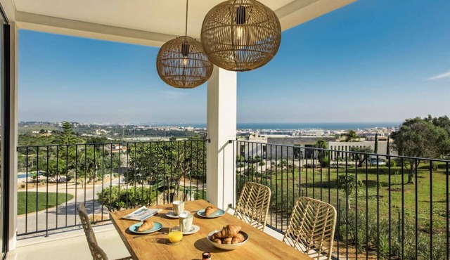 Stunning Villa Ocean & Lagos Views Heated Pool