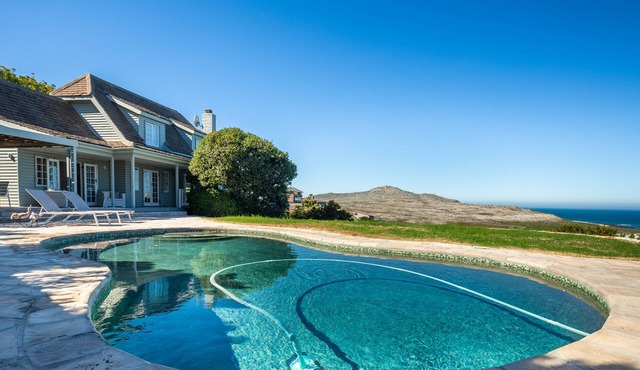 Stylish and Spacious Luxury Bungalow with Pool and Sea views