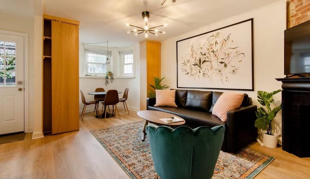 Stylish Condo w/Patio in Historic U St Rowhouse