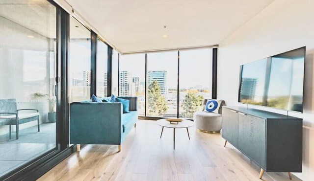 Stylish pad in Canberra’s CBD