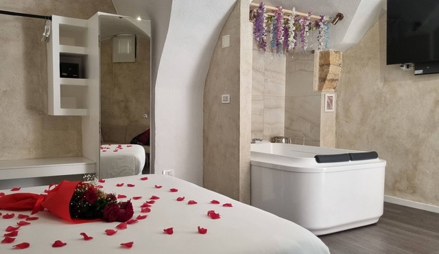 Suite con Vasca Idromassaggio nel cuore antico di San Giovanni Rotondo
