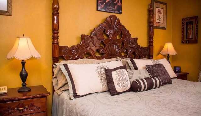 Sunburst Studio Suite @ Sandcastles Resort
