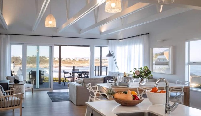 Sunridge Aan Zee | Luxury Beach Villa Onrus Beach