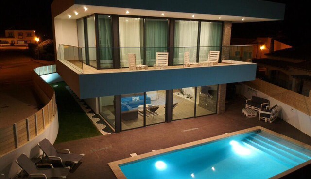 Sunrise Villa