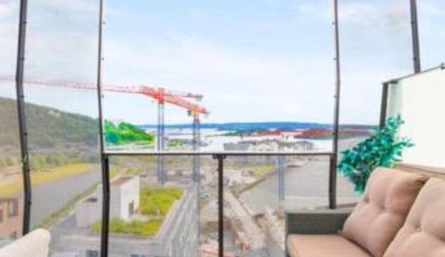 Super Central Designer Penthouse at 19th Floor With Amazing View!