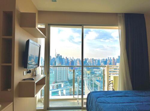 Super City View Room, Swimming Pool,Gym,150m walk to BTS