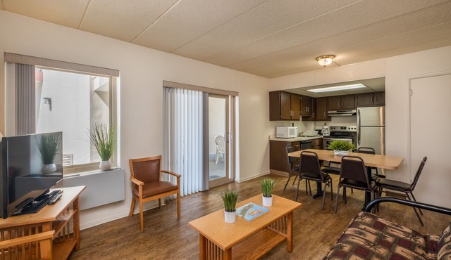 Tahiti Inn