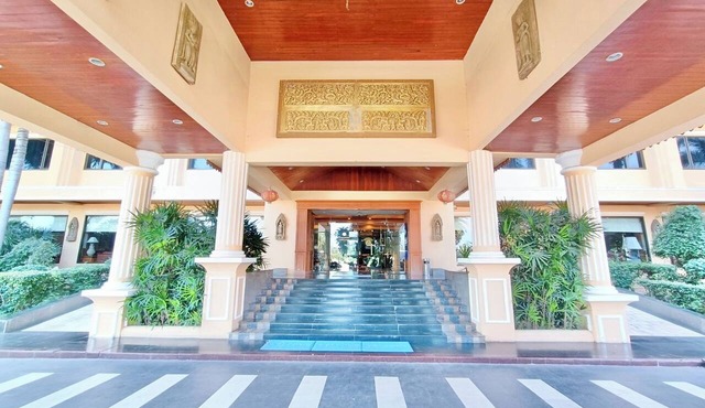 Taksila Hotel