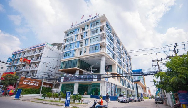 Taragrand Donmuang Airport Hotel