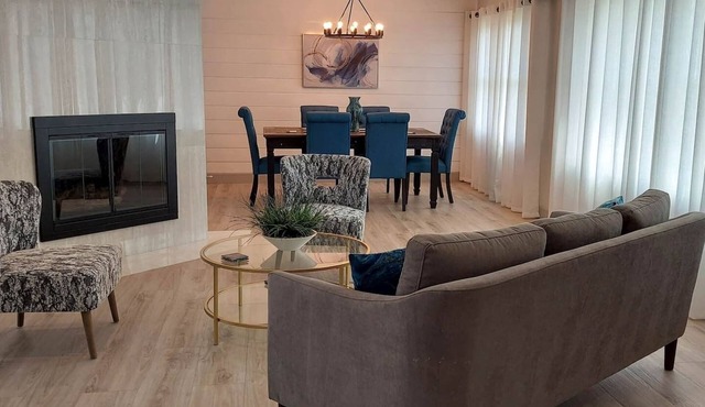 Temp Housing For Insurance/Work/Travel/Remodel!