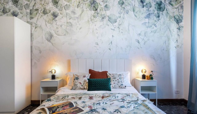 THE 4th FLOOR 2 bedrooms + Free Parking near the centre
