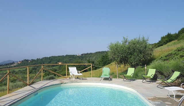 The Anforti - One bedroom holiday apartment in the beautiful Florentine hills