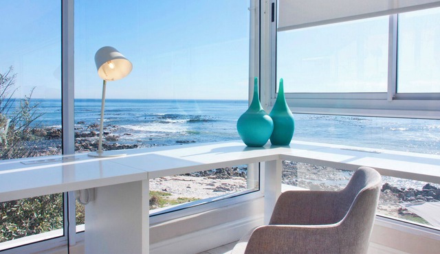 The Bay House - Beachfront Paradise in Kommetjie, Cape Town!