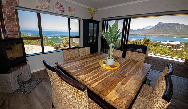 The Butterfly Villa - Family Suite: Ocean & Mountain Views, Private Jacuzzi