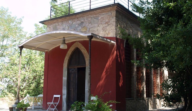 The Castle -apartments 2/4 People, Wifi Free, Parking, Air Conditioning