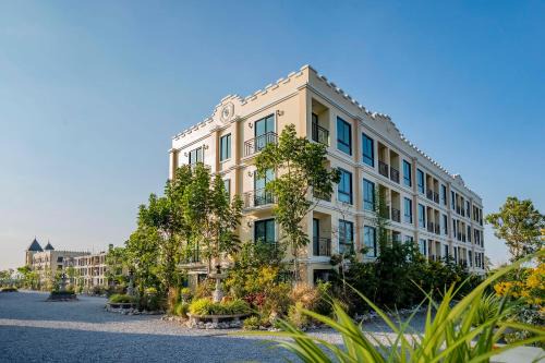 The Castle Khao Yai Hotel