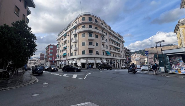 THE FIVE SAILS*Water Front LUXURY HOUSE Genoa