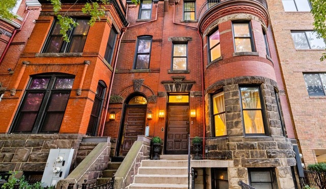 The Gilded Manor - Luxury Victorian Mansion @Dupont Circle with Garage Parking