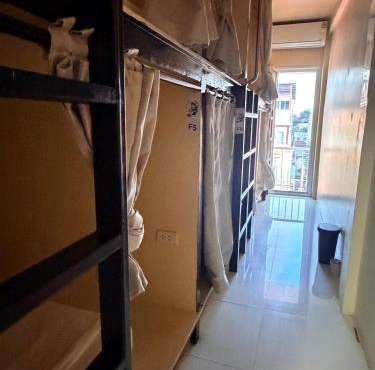 The Green Bean Hostel Khaosan