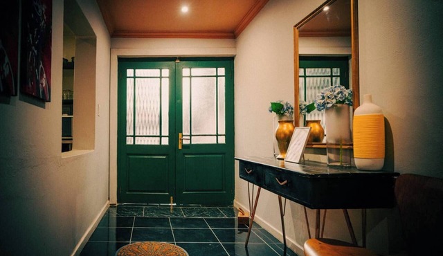 The GreenDoor Cottage with back up water