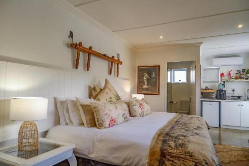 The Hedge Cottage