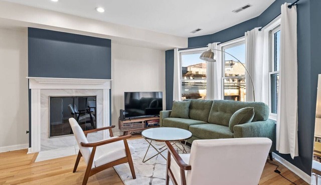 The Home Run: Modern 2BR Steps from Wrigley Field