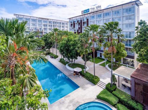 The Idle Hotel and Residence