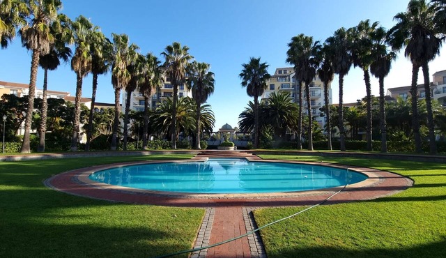 The Island Club by Smart City Stays