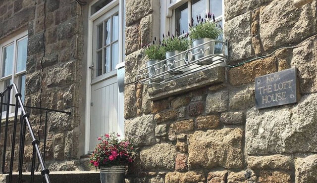 The Loft House - a beautiful 3 storey cottage