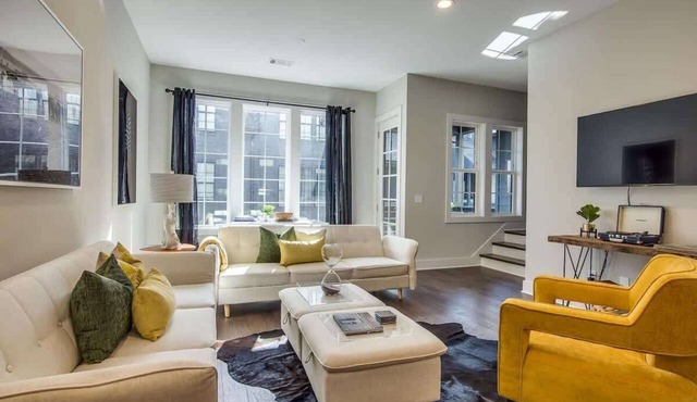 The Marigold - Walkable to Food and Shops