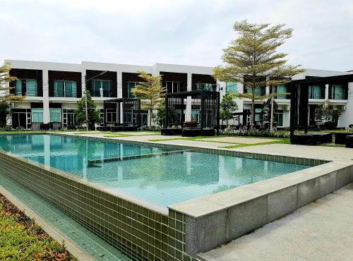The Midst@ Royal hills Nakornayok