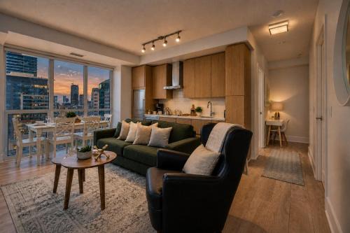 The Ritz Suites - Downtown Toronto - CN Tower & Rogers Centre