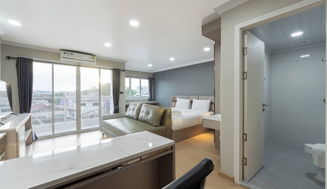Tj 4711 Residence