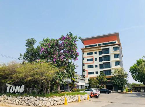 Tone Condorent Hotel
