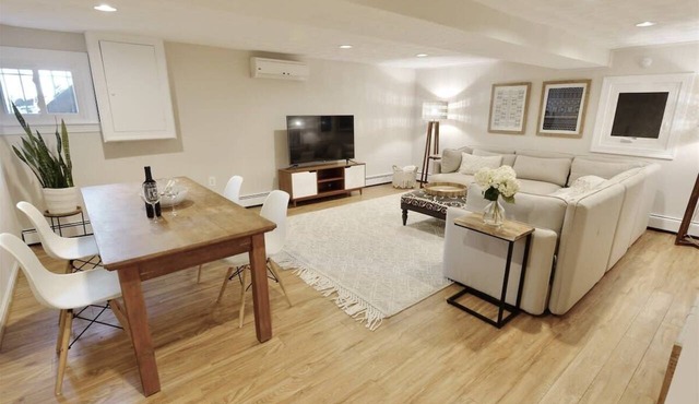 Top of the Town | Near Rock Creek Park + Parking