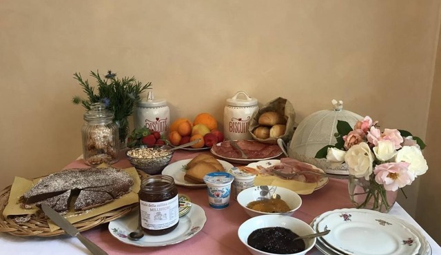 Tra i Campi Di Papaveri