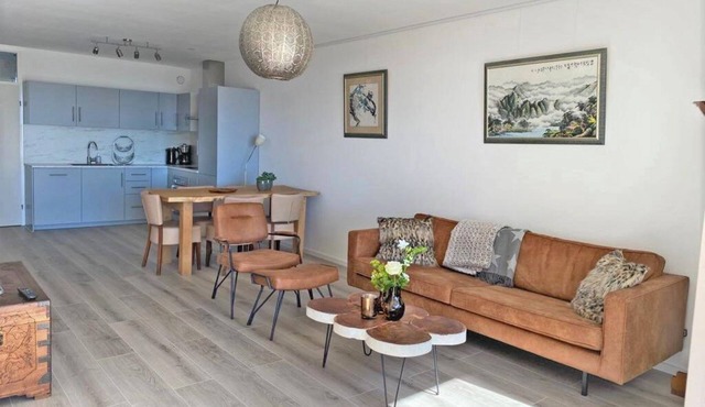 | Travl.is Expats | NL # Castricum