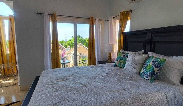 Tropical Luxury 2 bedroom Jamaican townhouse