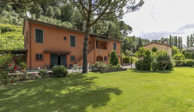 Tuscany’s Hidden Garden Escape